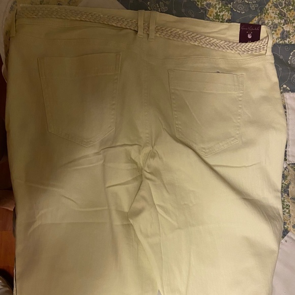 Gloria Vanderbilt Mila Skimmer Starlight Yellow 18 - Picture 2 of 3